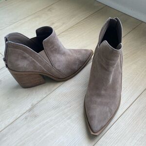 Vince Camuto Western Bootie